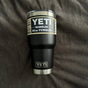 30 oz Yeti Rambler
